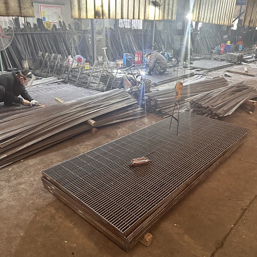 鋼格板電廠平臺(tái)檢修安全便捷